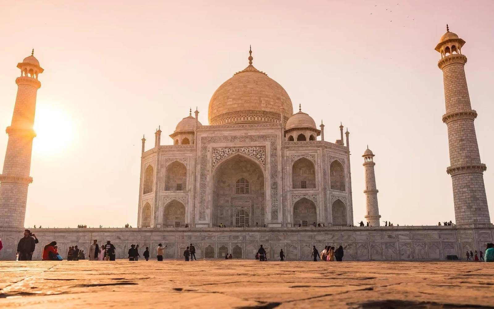 Places to visit in Agra