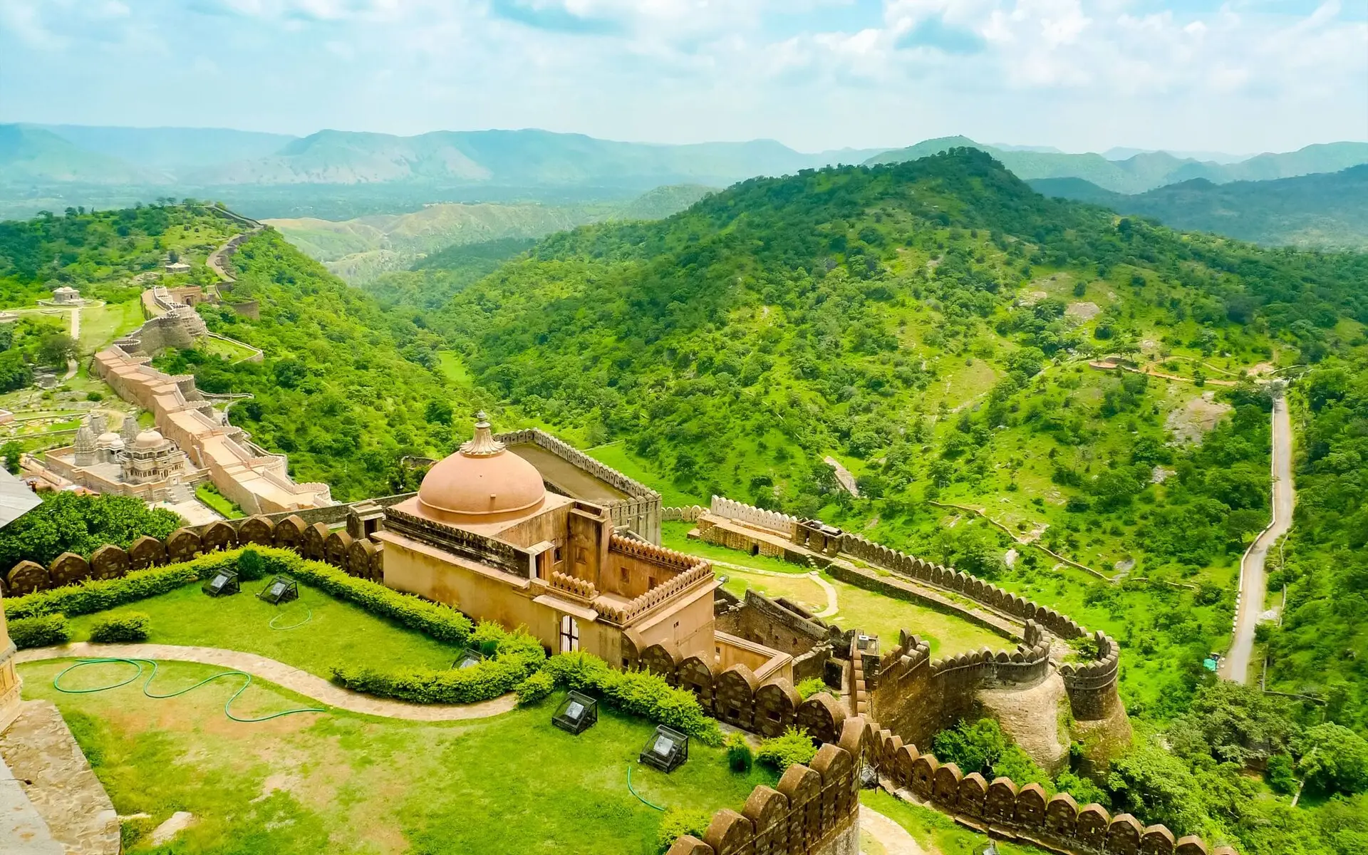 Rajasthan Tour From Aligarh