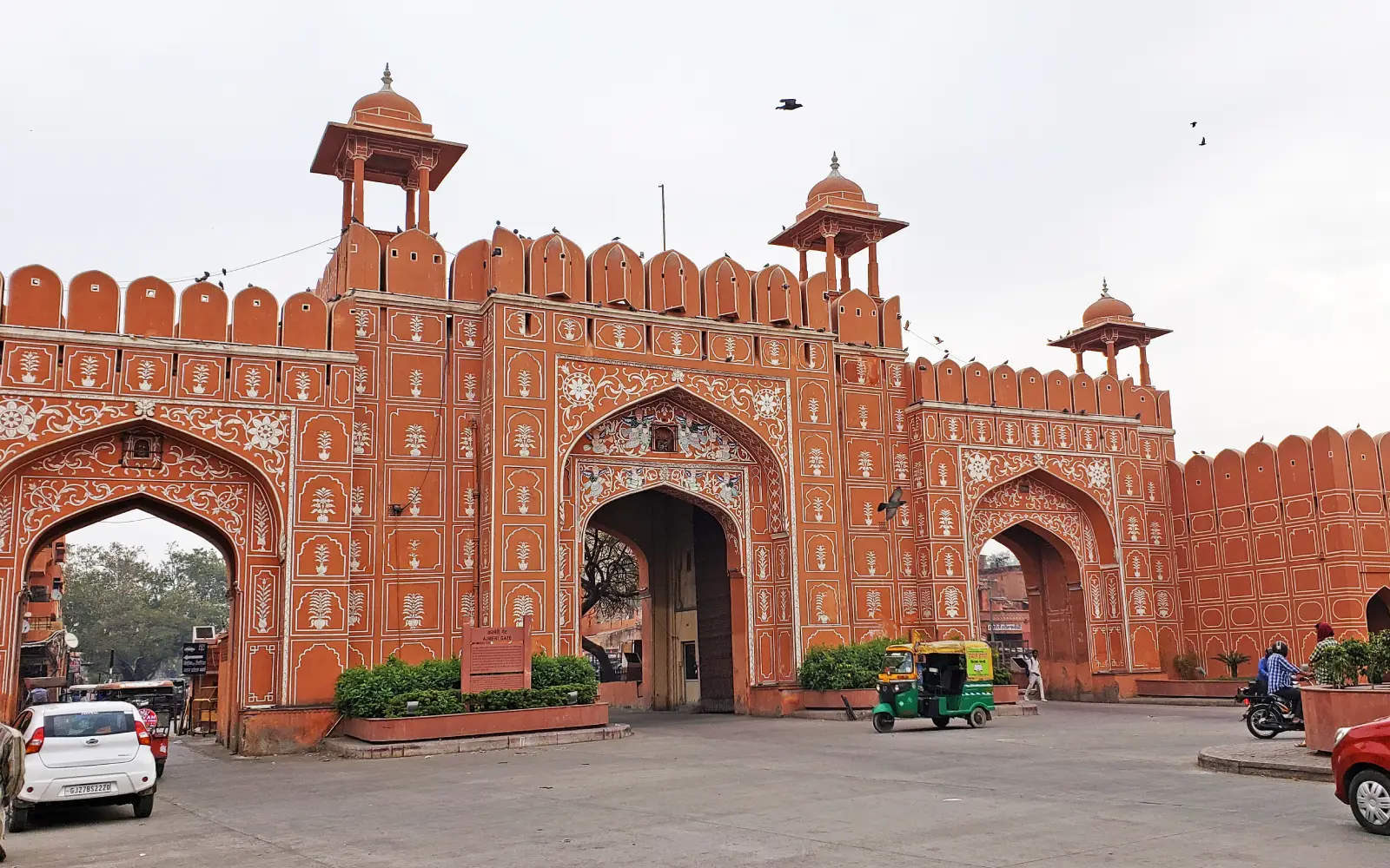 Jaipur Local Sightseeing Package - 2500/-