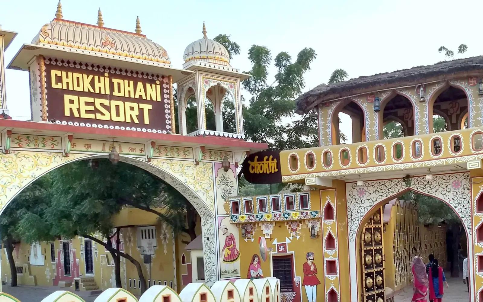 Jaipur Chokhidhani Tour Package - 2500/-