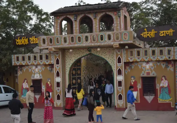 Jaipur Chokhidhani Tour Package - 2500/-