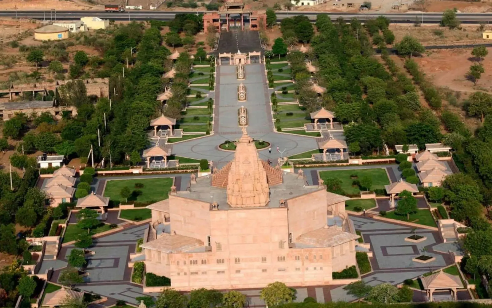 Jaipur Ajmer Pushkar Tour Package - 4500/-