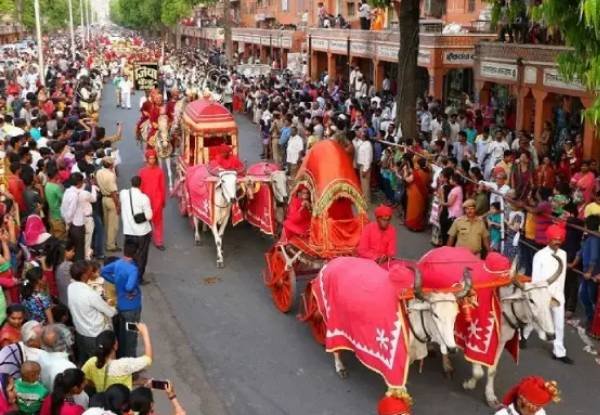 Golden Triangle Tour with Gangaur Festival