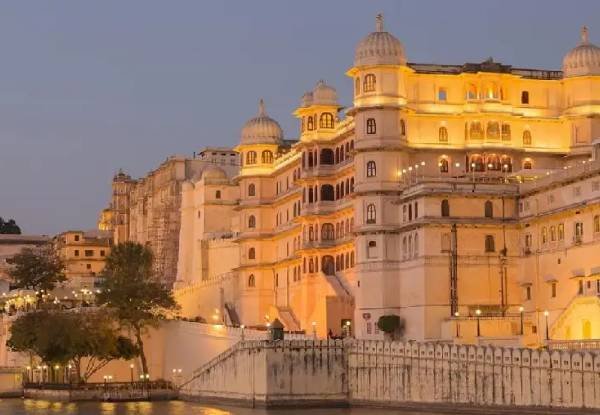 Udaipur tour packages from Agra