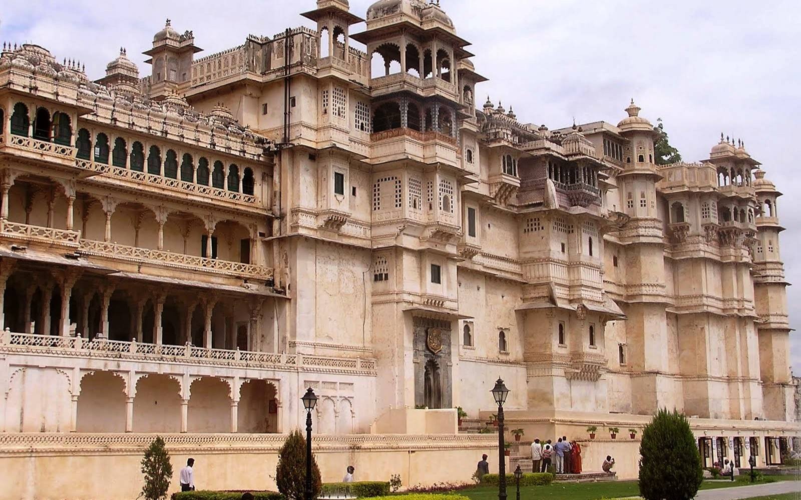 Udaipur Tour Packages from Aligarh