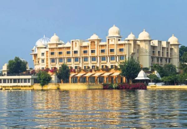 Udaipur tour packages from Varanasi