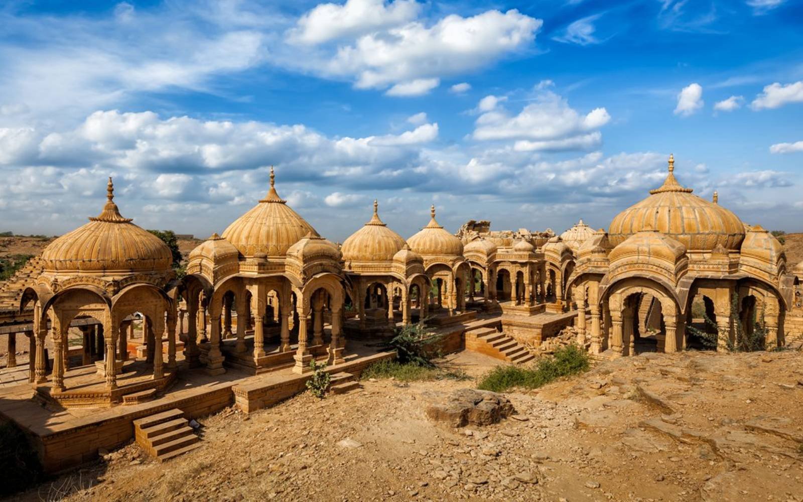 Udaipur Tour Packages from Jaisalmer
