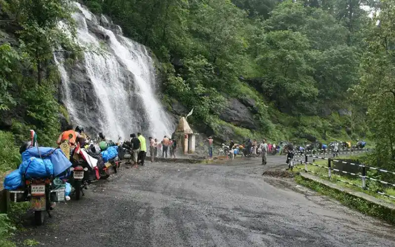 Saputara and Daman Tour Package