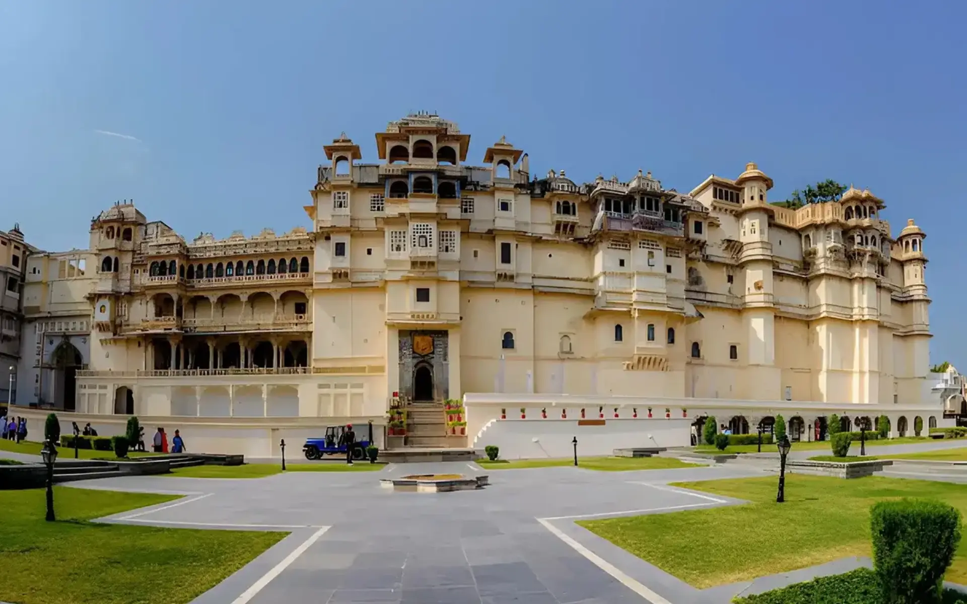 Golden Triangle Tour with Udaipur